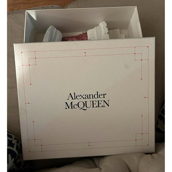 NWB $850 Alexander McQueen Tread Slick Lace Up Glitter Chunky Boots Pink Size 42 - Picture 7 of 7